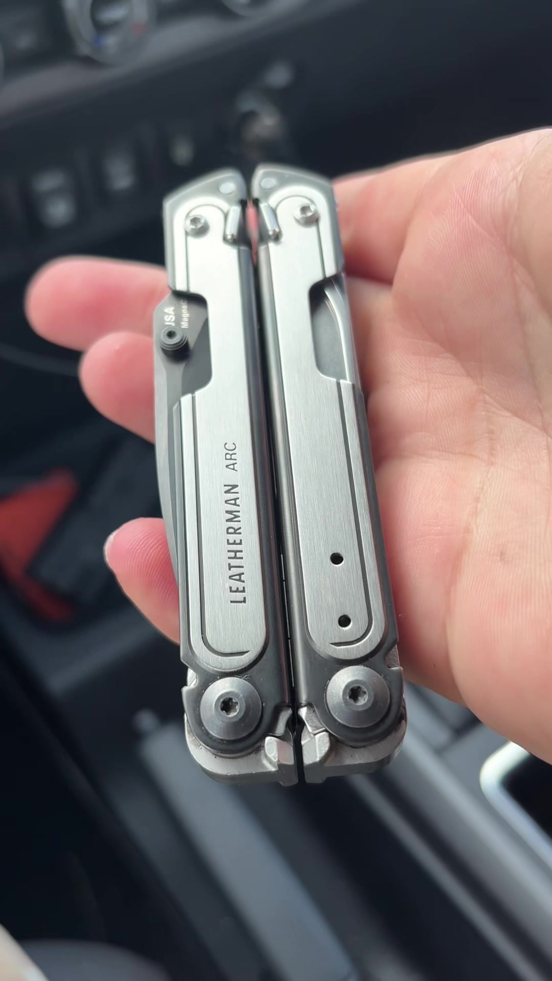 @Vintage_Knife_Guy