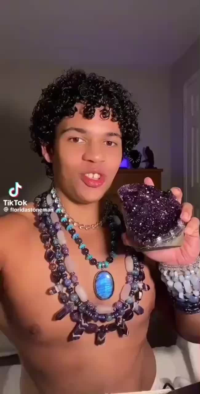@Gifted vicious bee