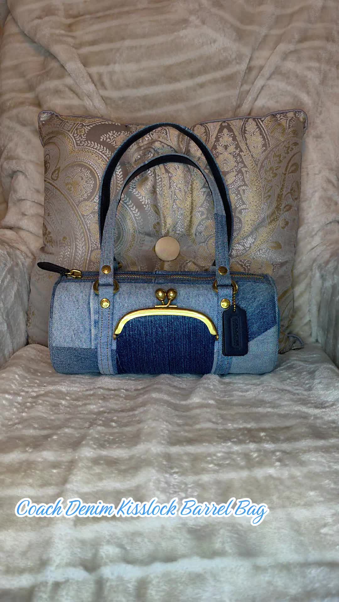 @CoolGirlCarry