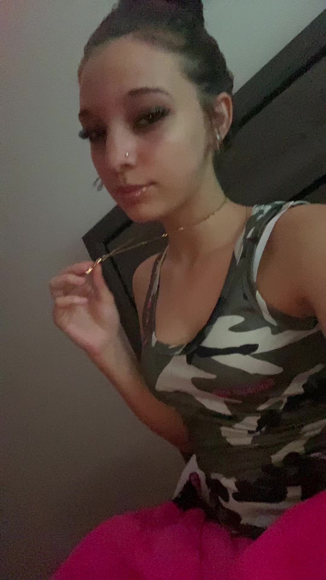 @pretty.girlbella
