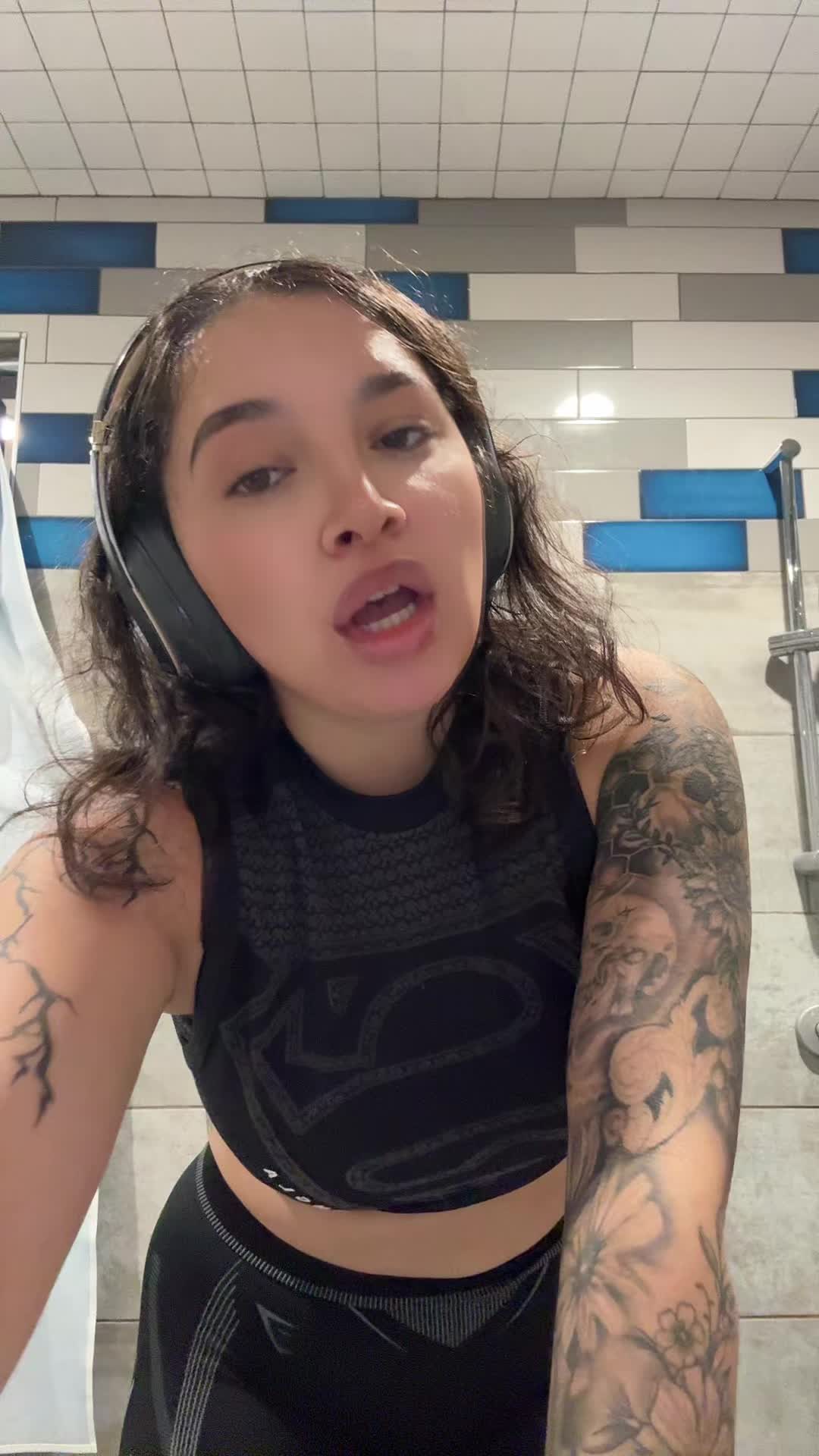@Sierra Marie 🩵🦋