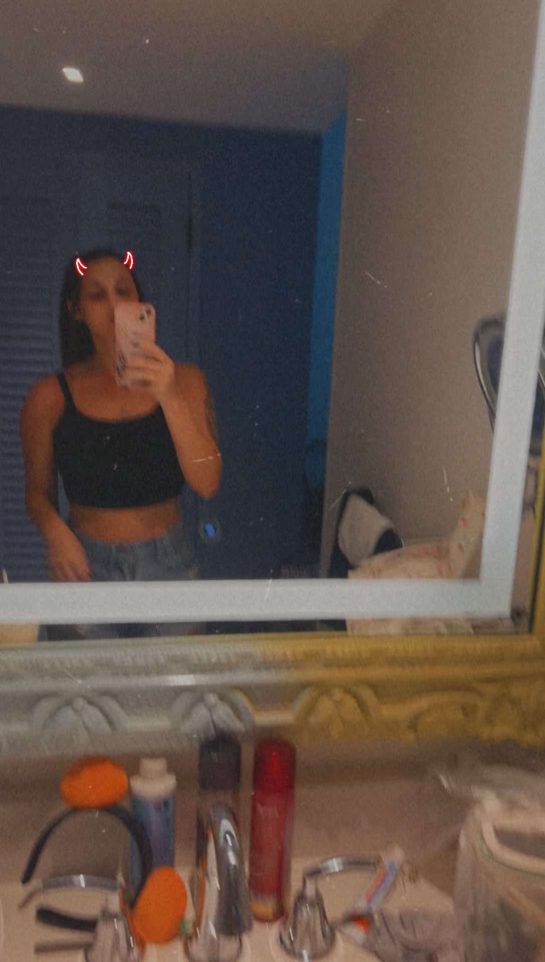 @Lil shadow 🥀🖤💋🖕🏻