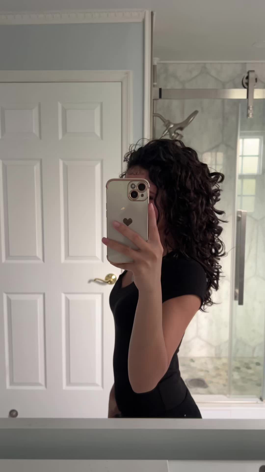 @naomiiii