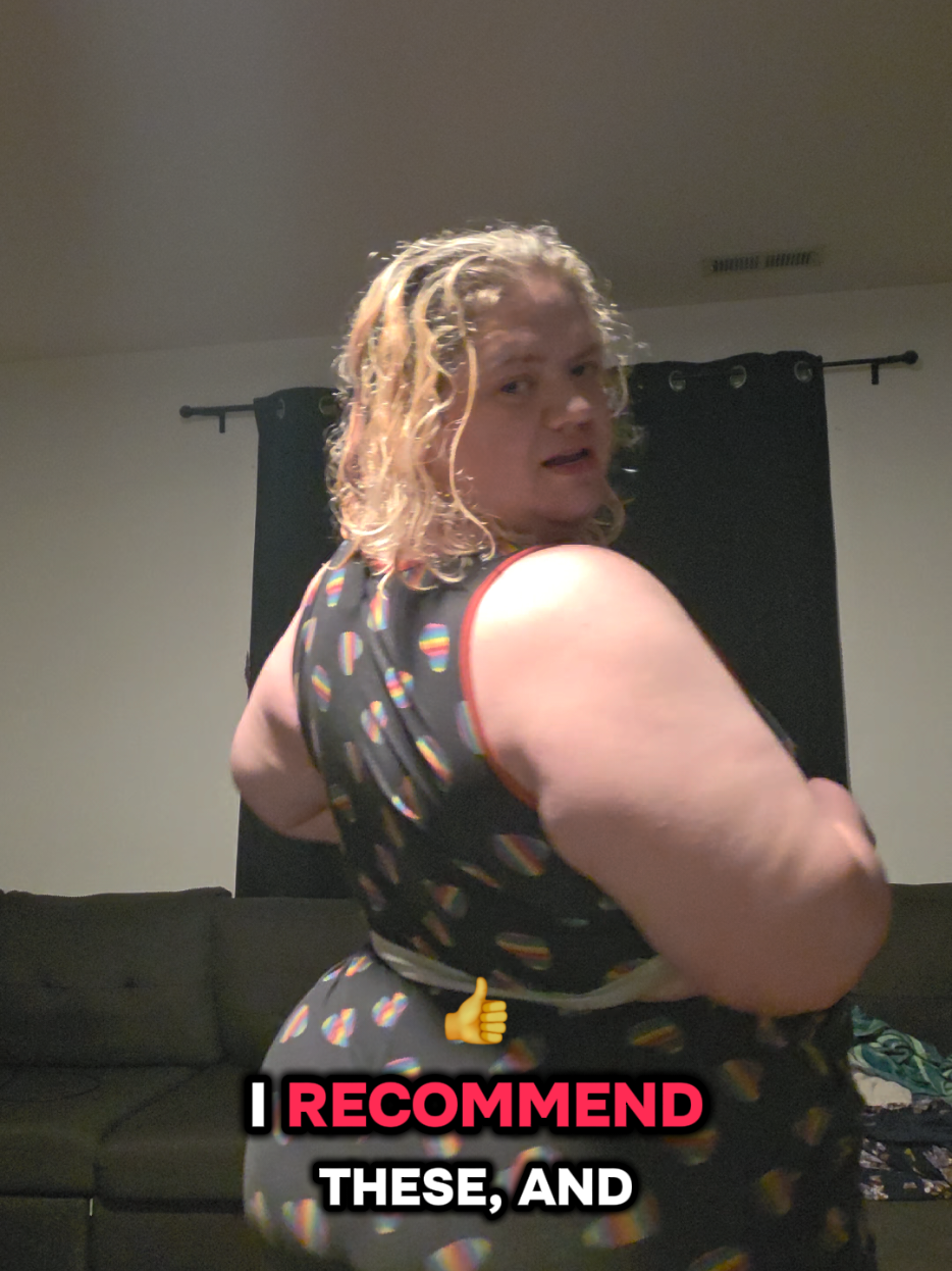 @Polyweird