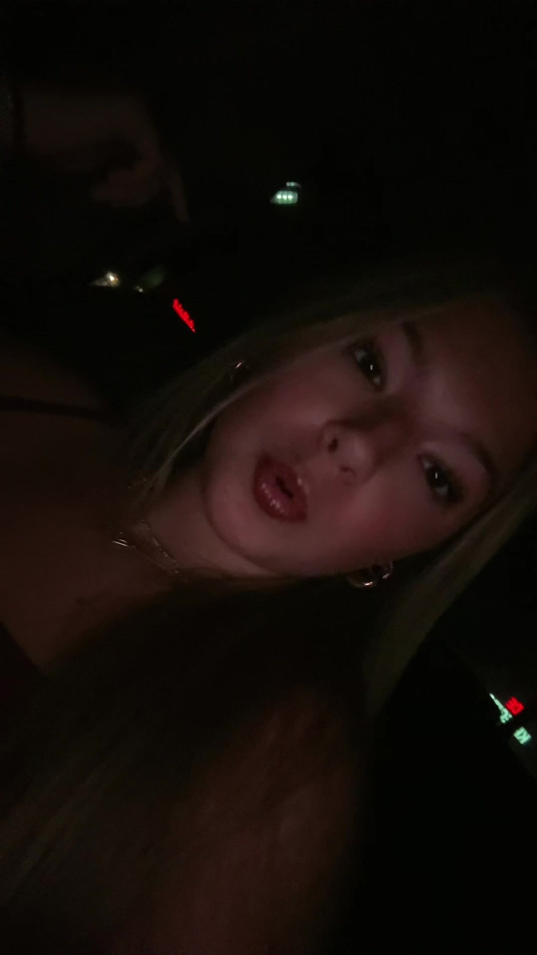 @em.rose.06