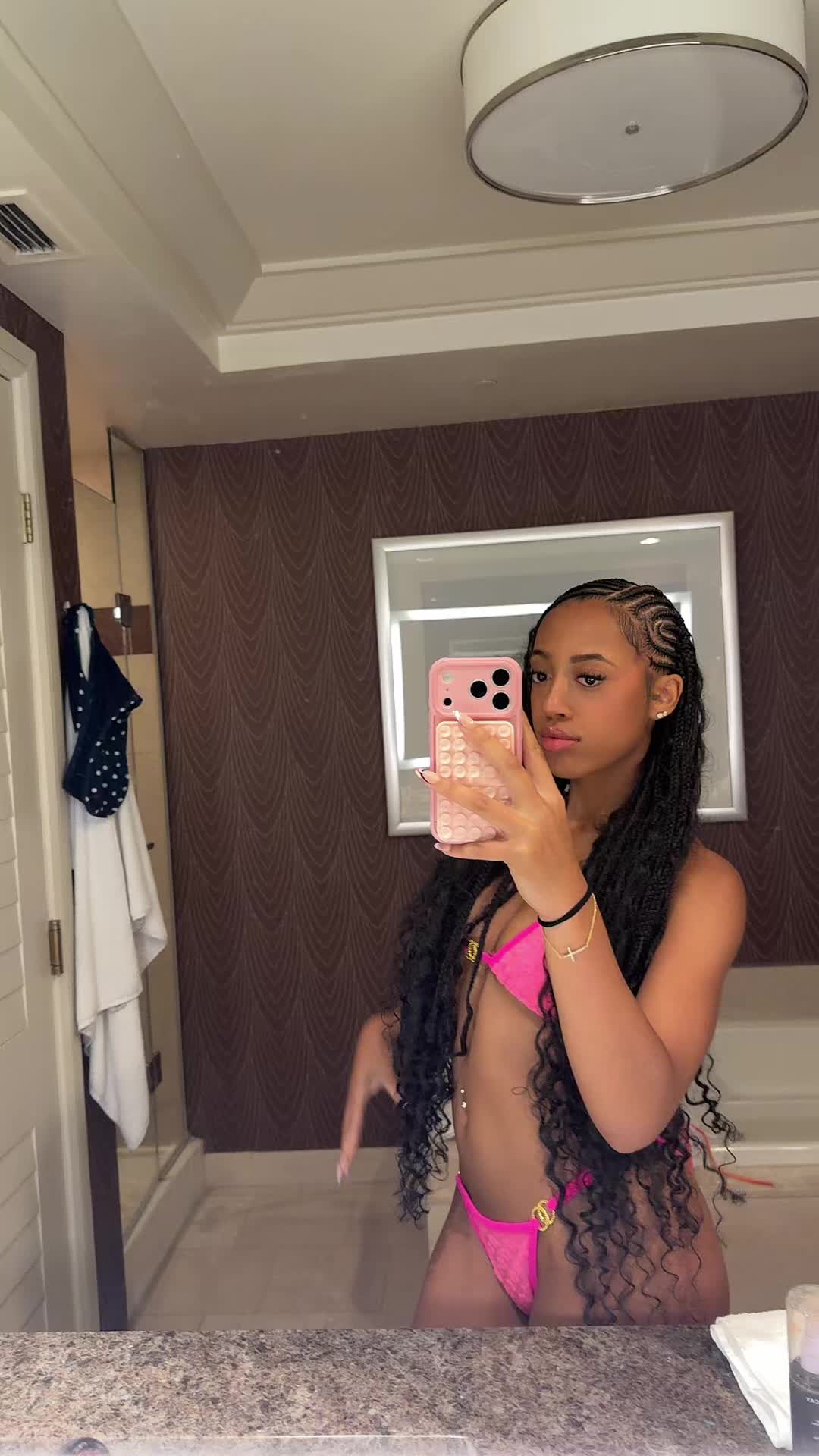 @skyla_alanni