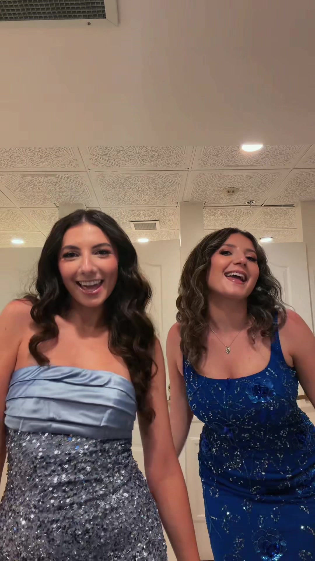 @Yllza