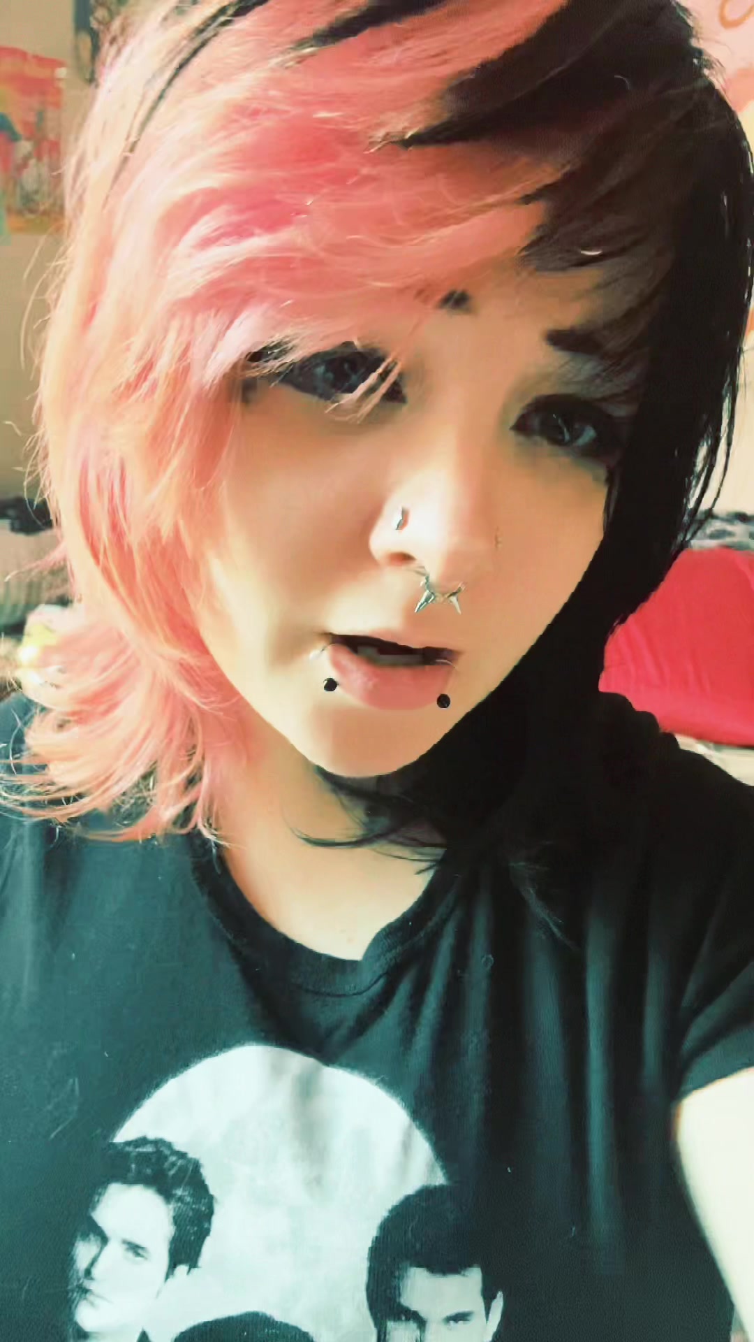 @Dee