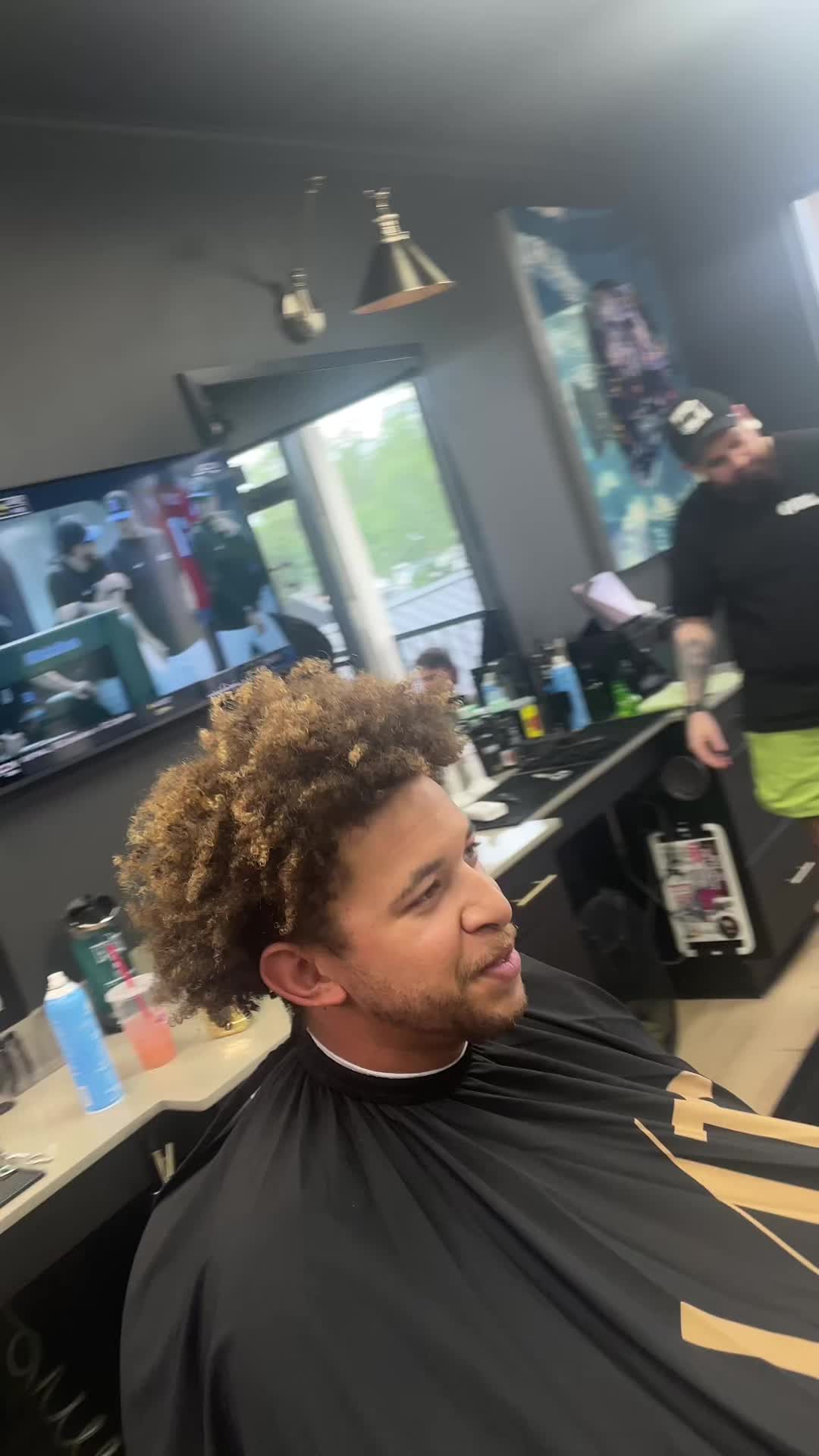 @FreeHandDarren 💈