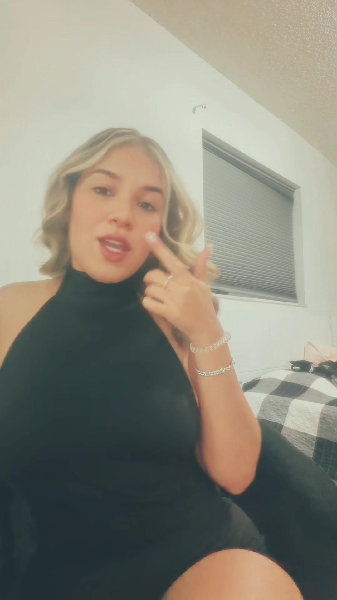 @melowelo