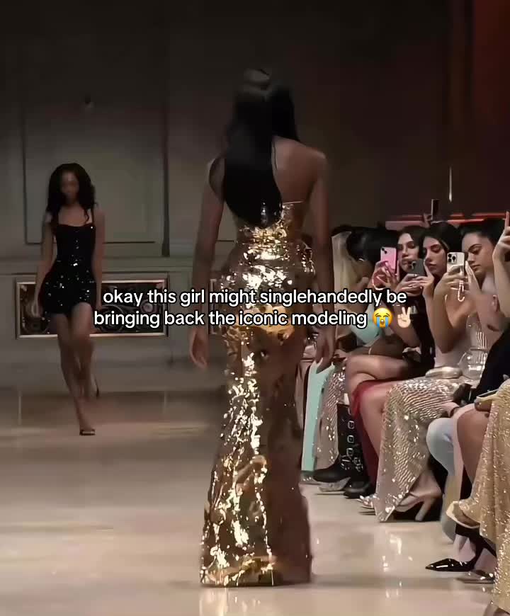 @0fftherunway