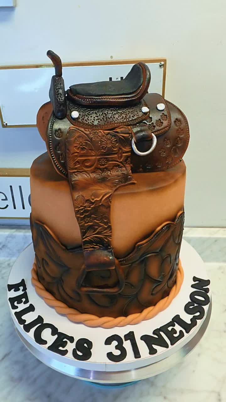 @AmazingCakesByYessy