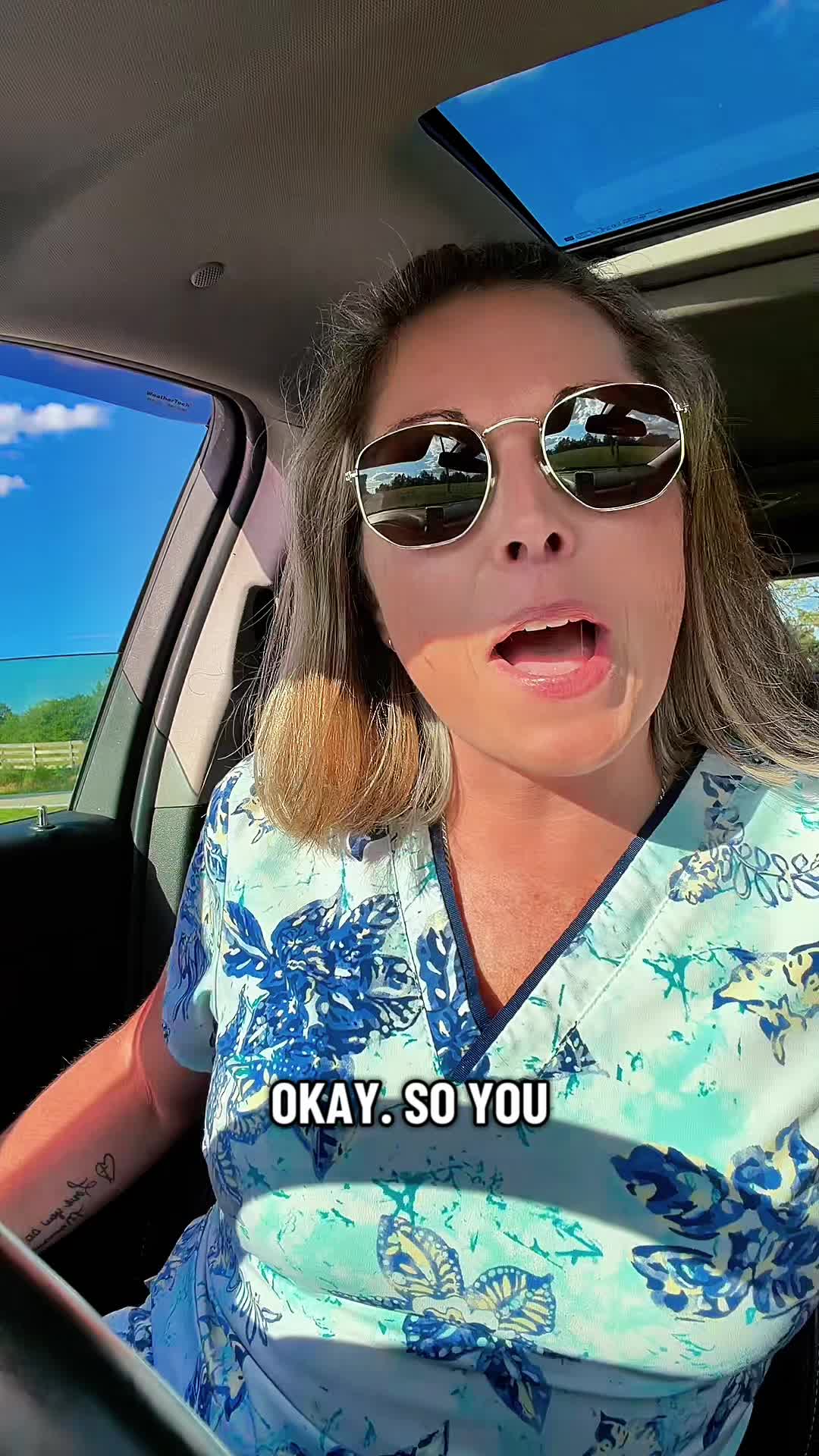 @momica_mama