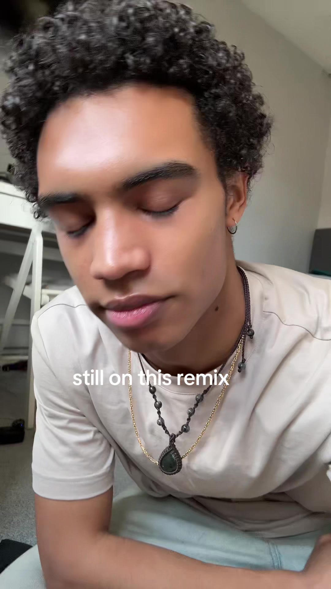 @Christian🪐