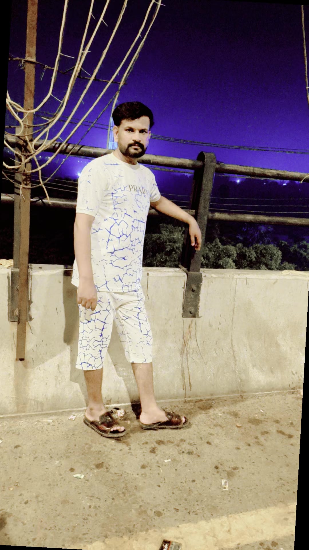 @sheikh Naqash 24 24