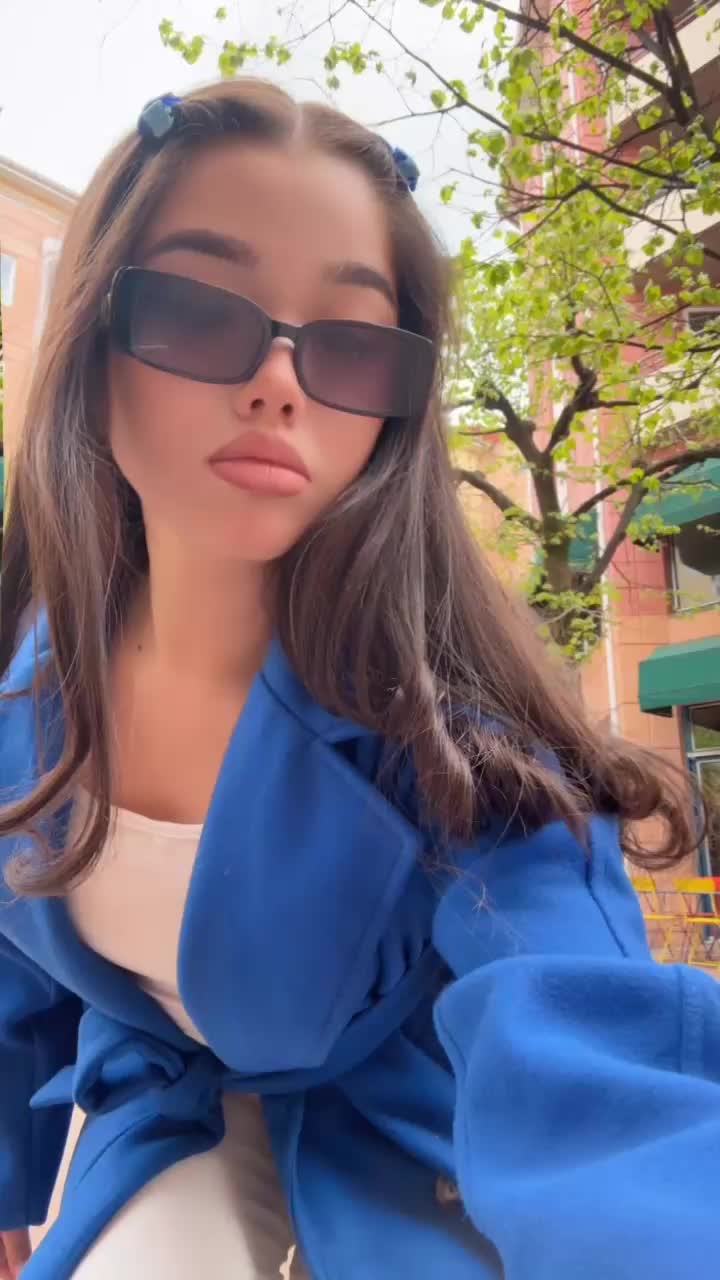 @𝐸🍓
