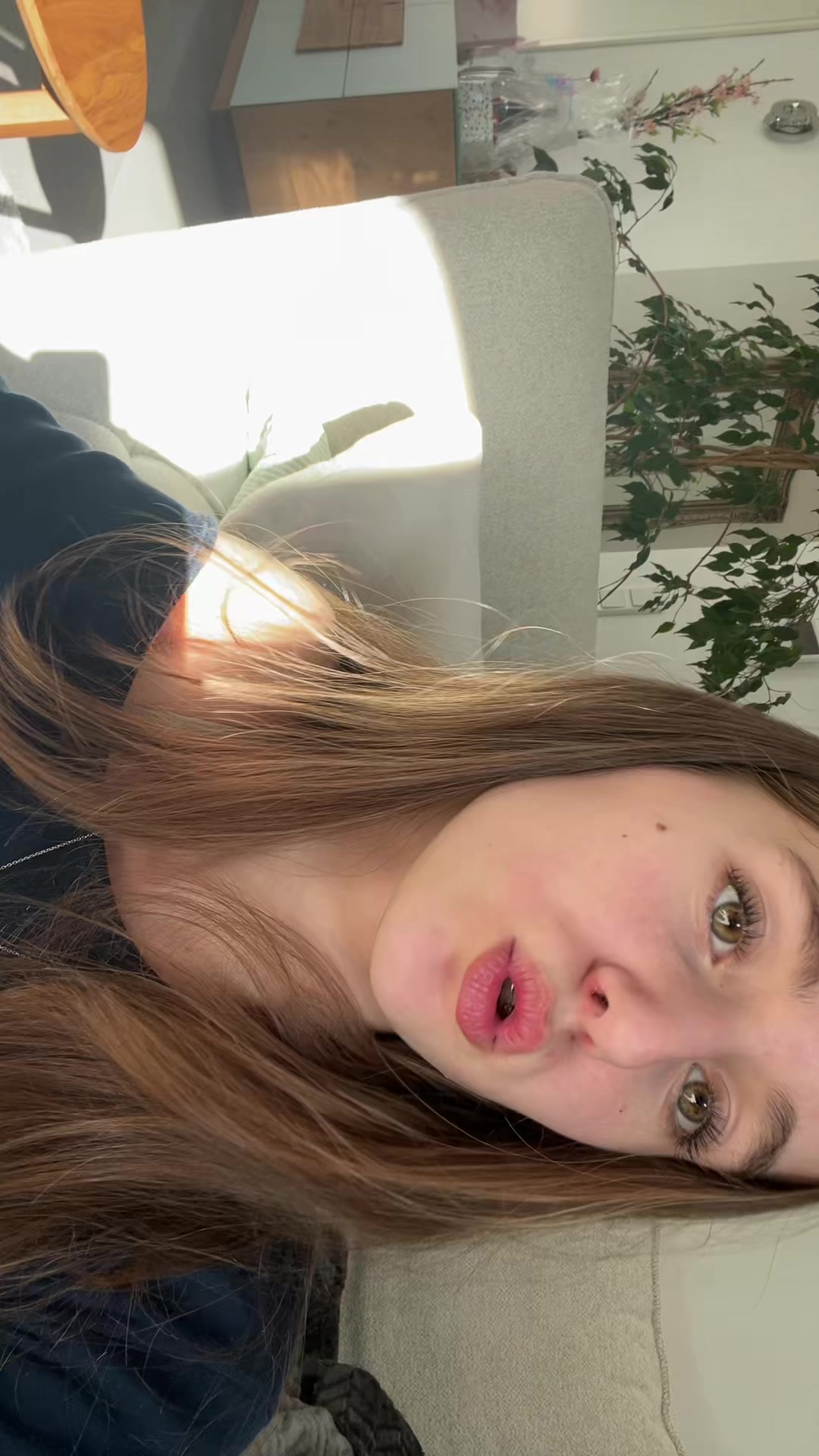 @Laraaa