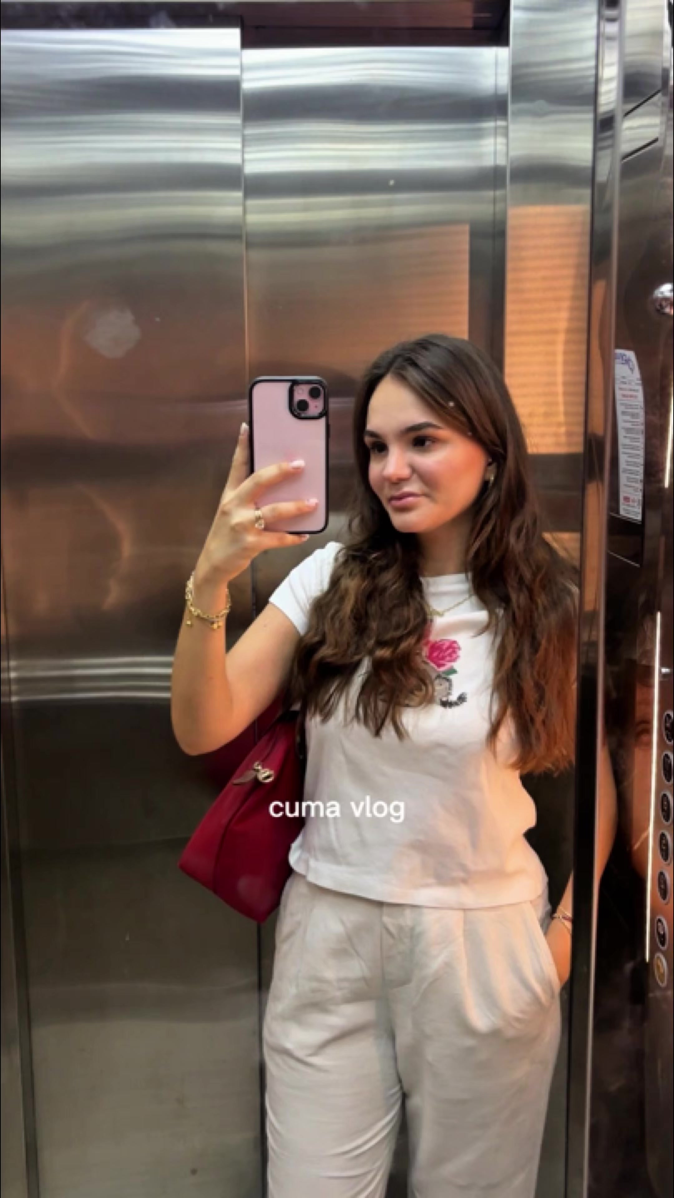@Mina Akçin
