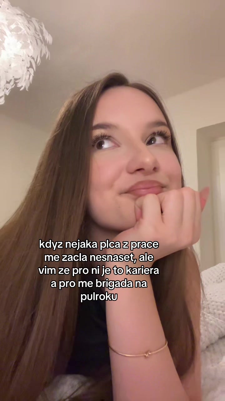 @anicka_nik