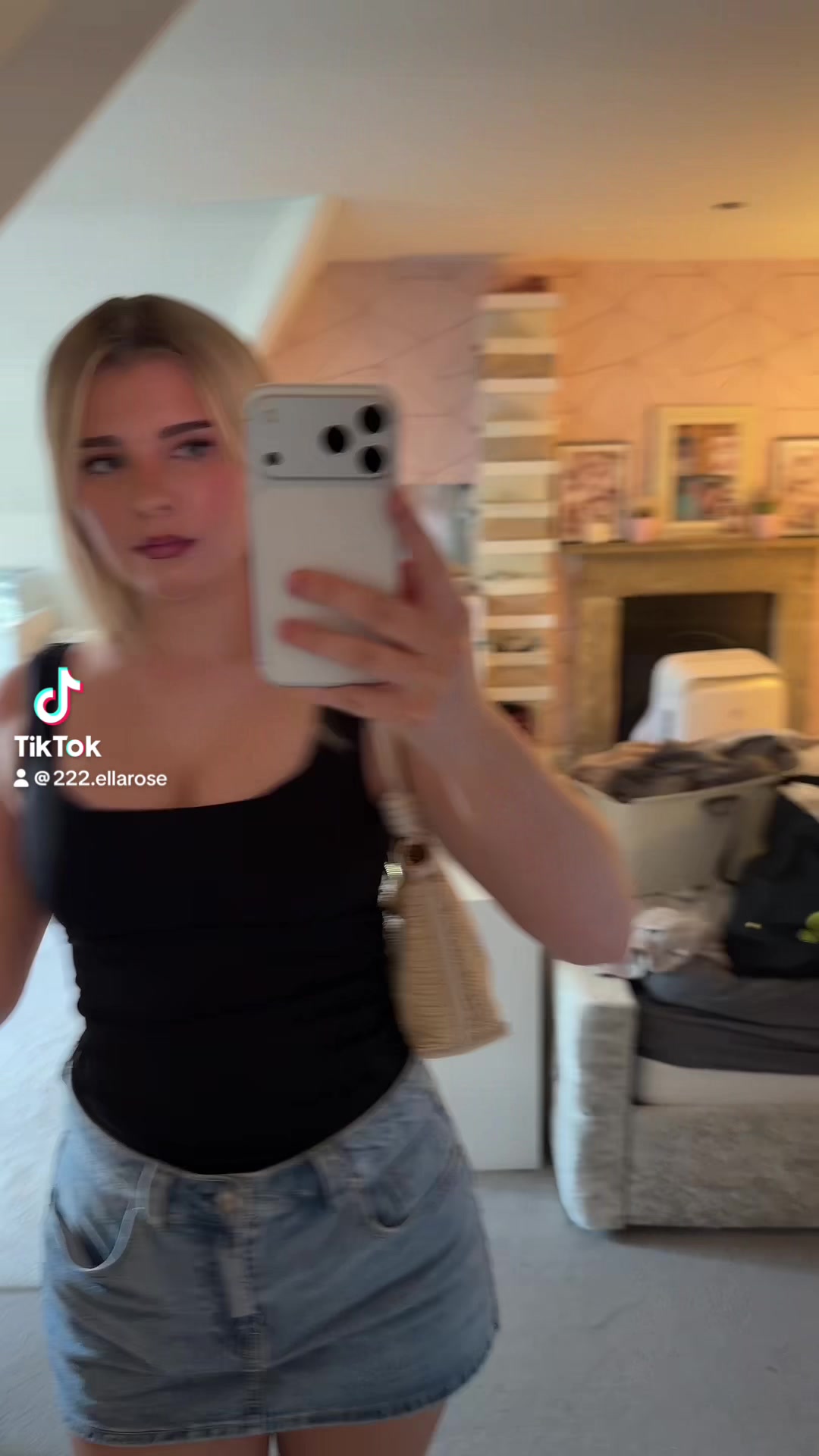 @😜