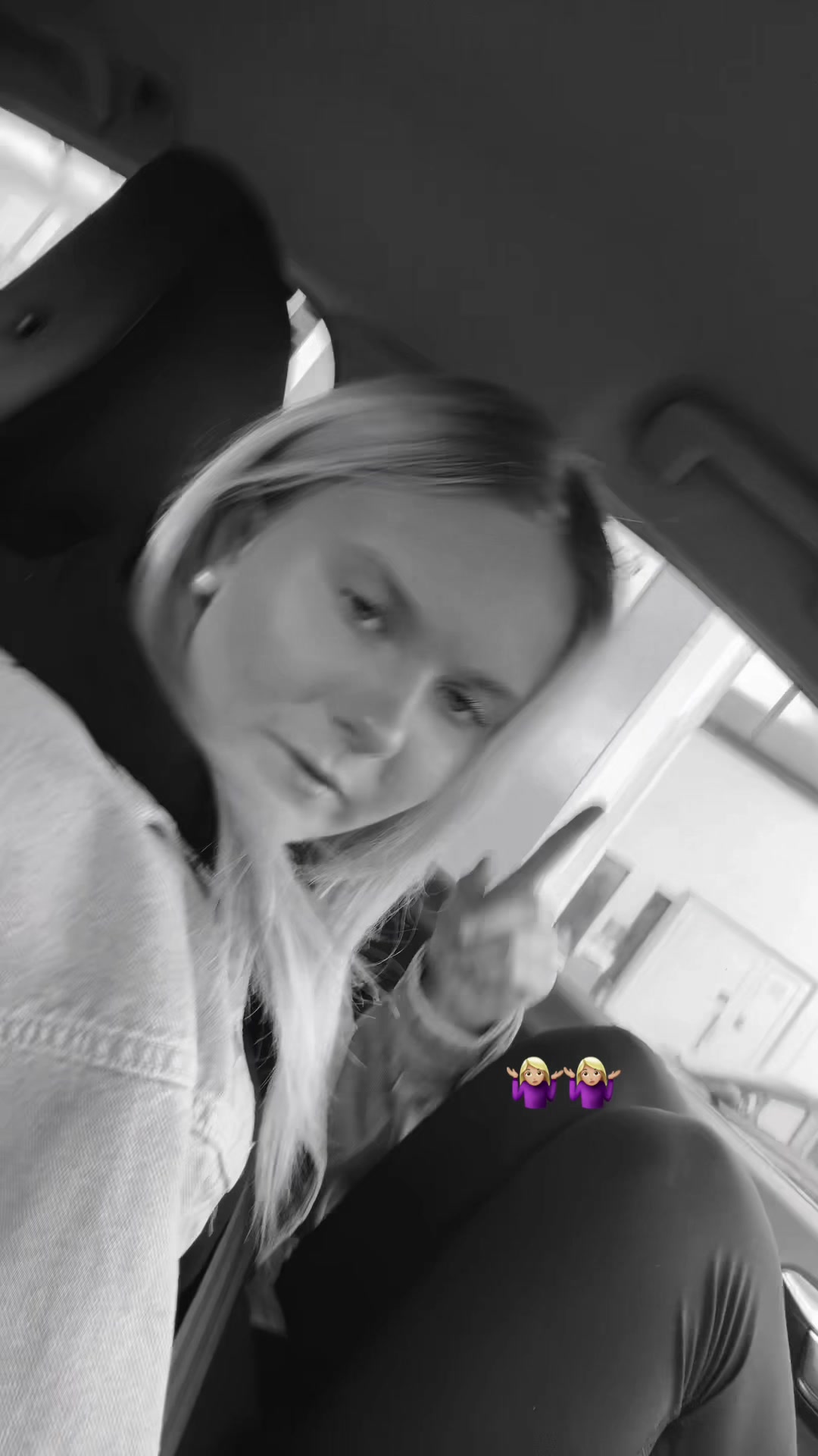 @Evelinaaa🎀