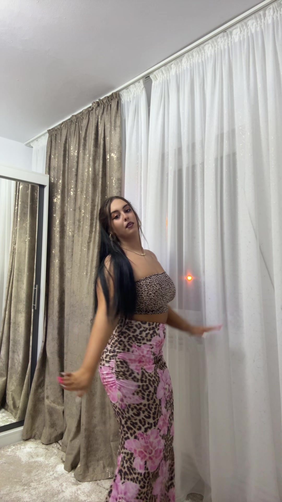 @𝓐𝓷𝓭𝓻𝓮𝓮𝓪