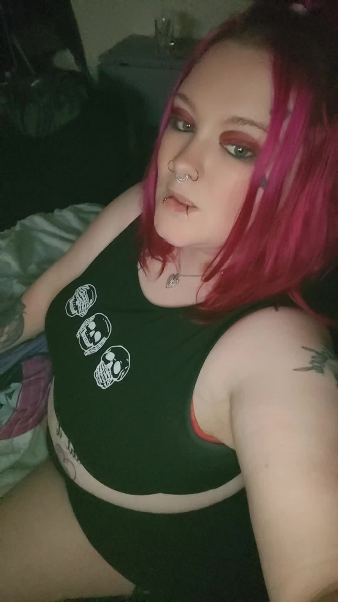 @crazy gothic Psycho girl