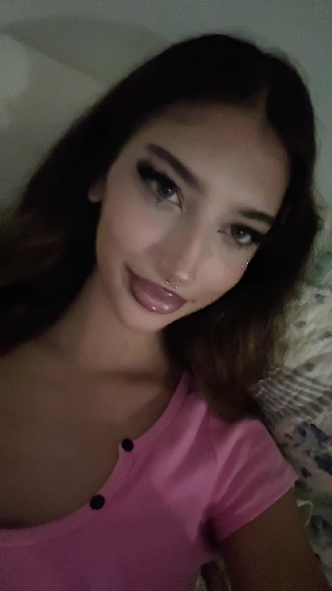 @￴ ￴ ￴￴ ￴ ￴ ￴ ￴ ￴