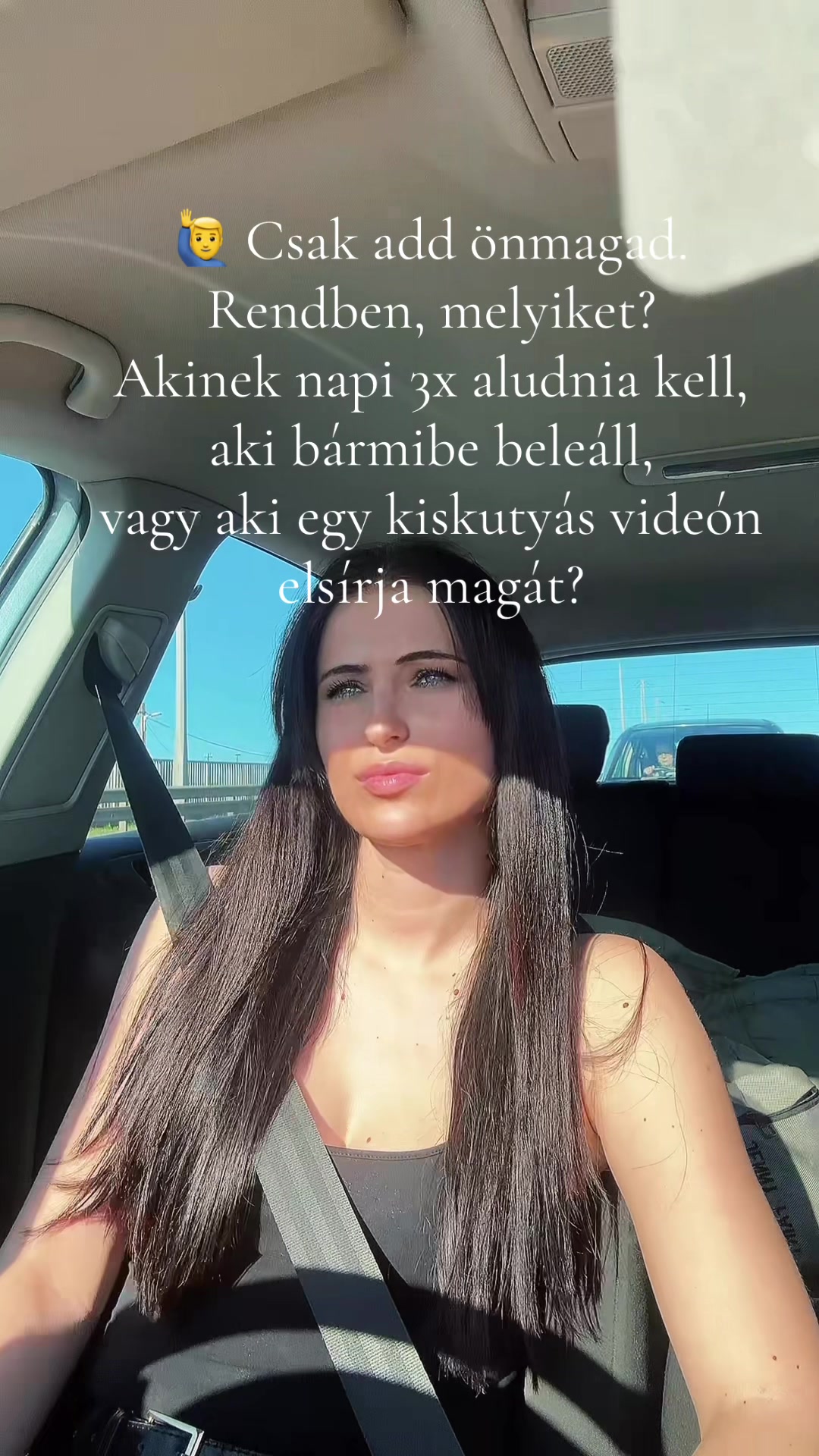 @Eszter