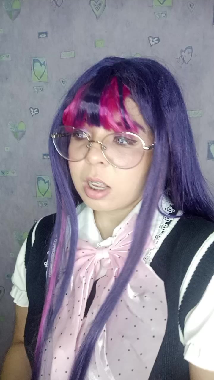 @EmoAmyGirl