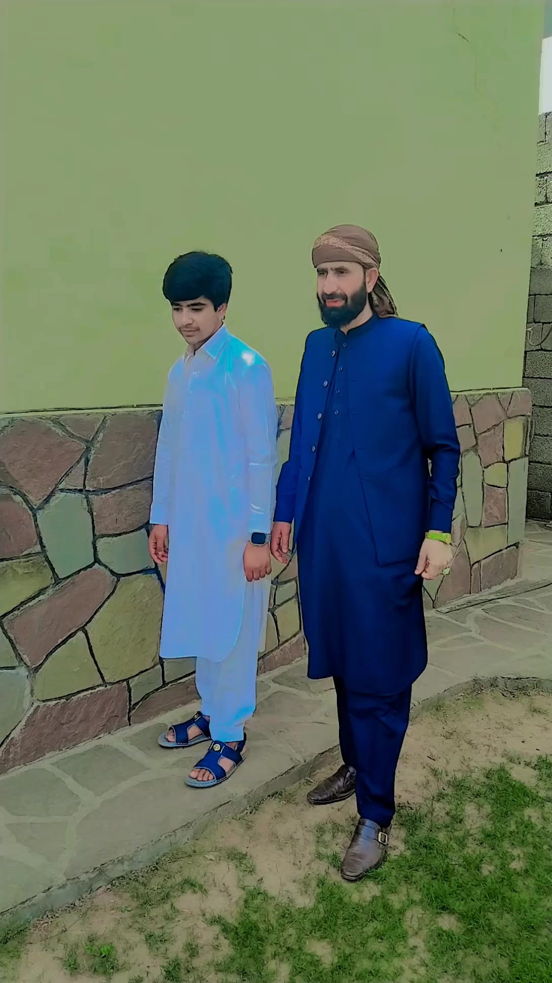 @Raja Aamir 565