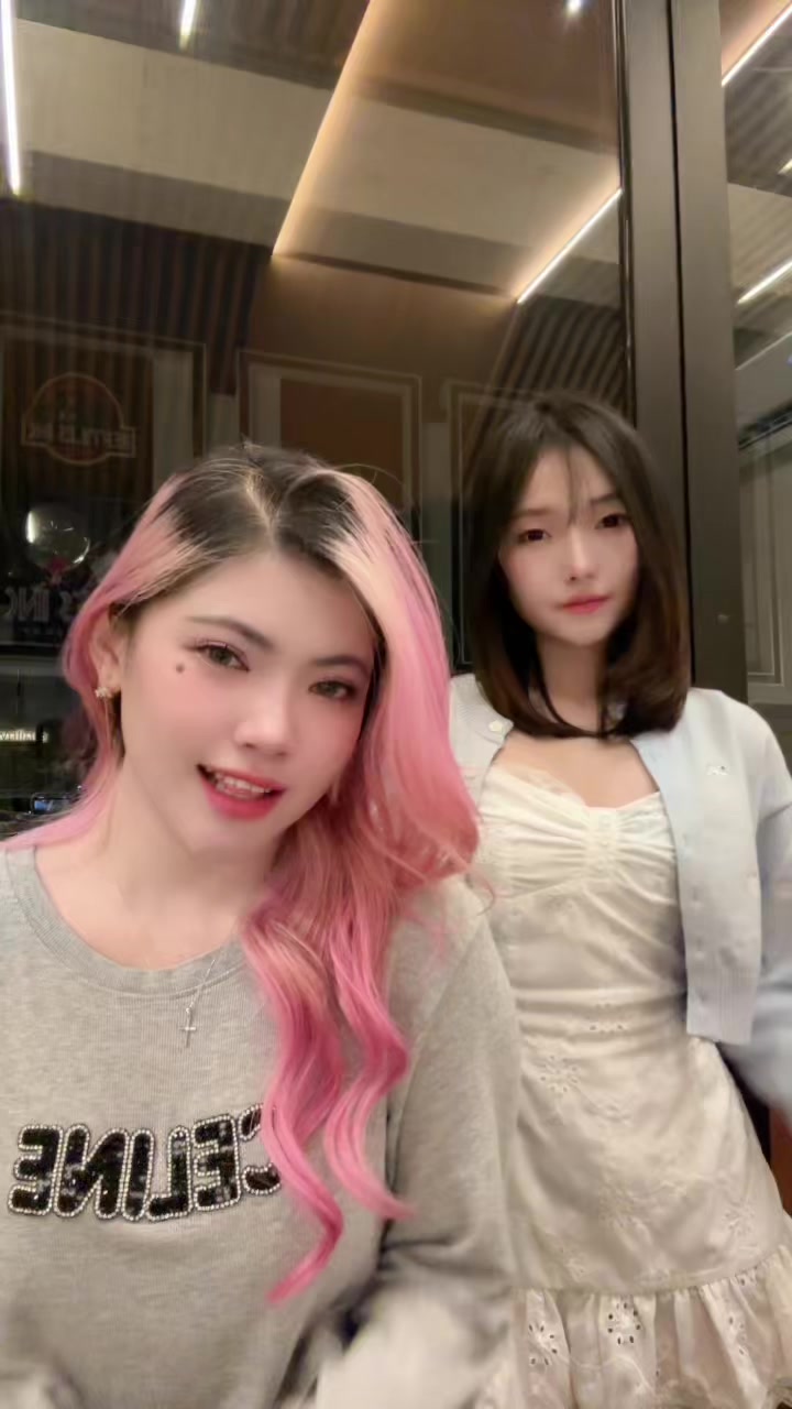 @anellecy