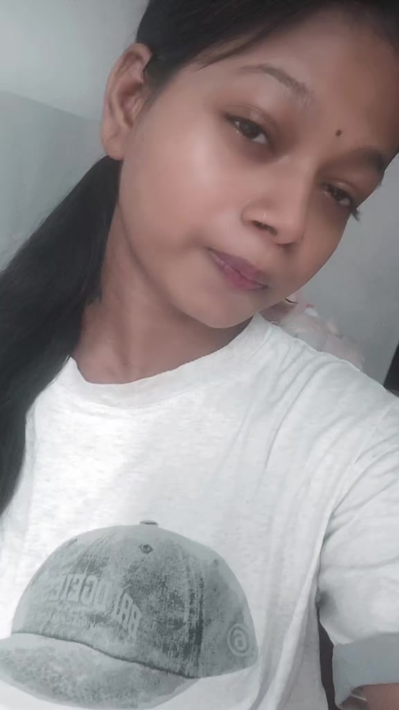 @Chandrika💫💗😎