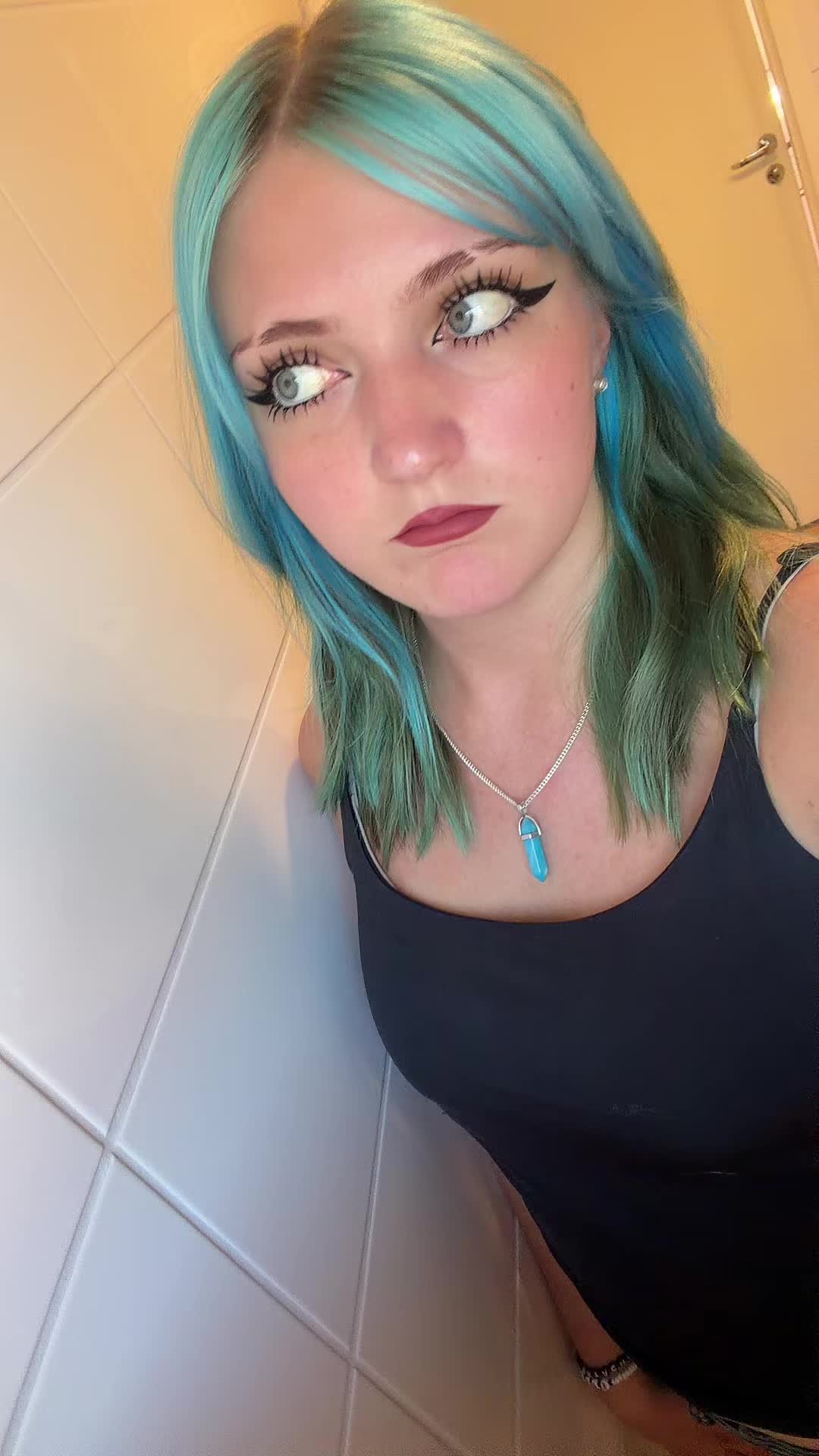 @Alice⁷