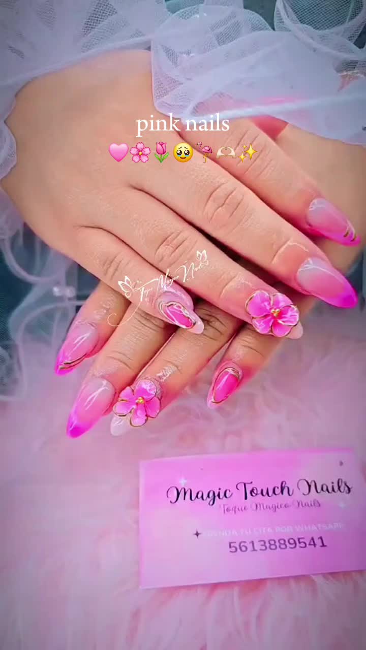 @Toque  M&aacute;gico Nails