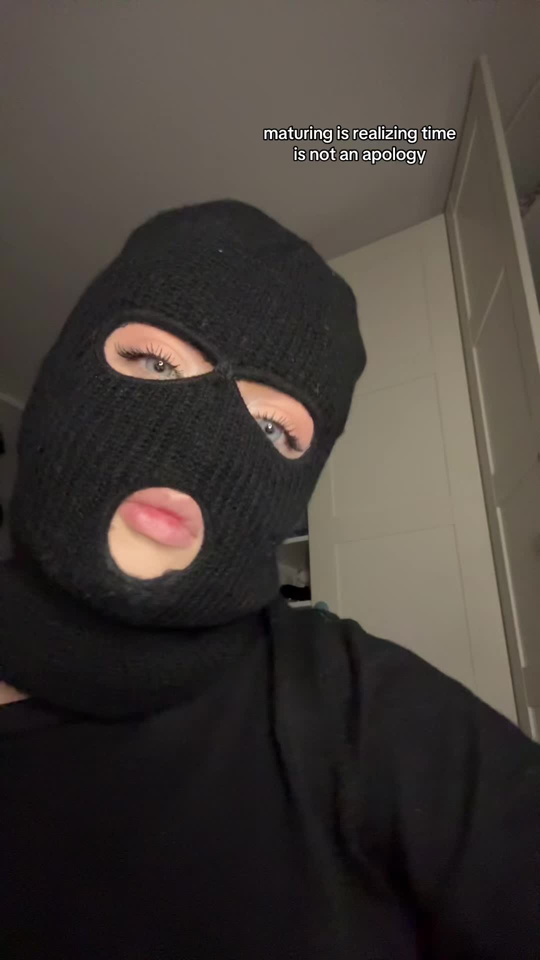 @🖤