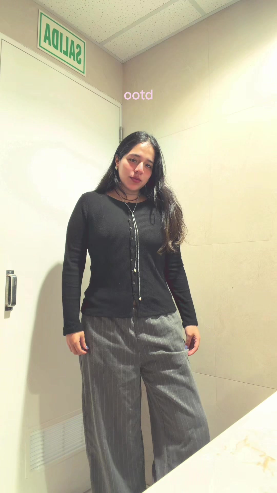 @chavaavlogs
