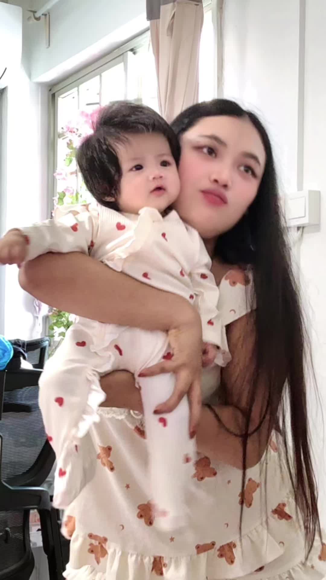 @Stella🌟&Mom🎀🇸🇬🇲🇲