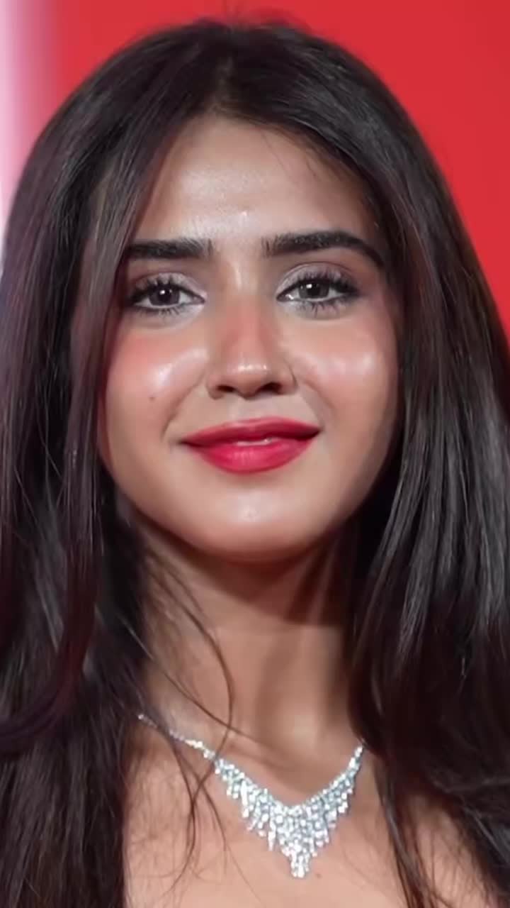 @Roshni Walia🔥🌹