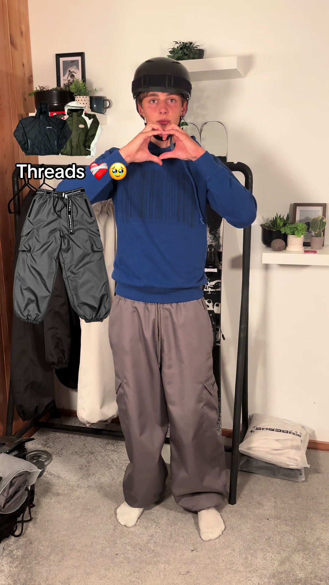 @Threadspants