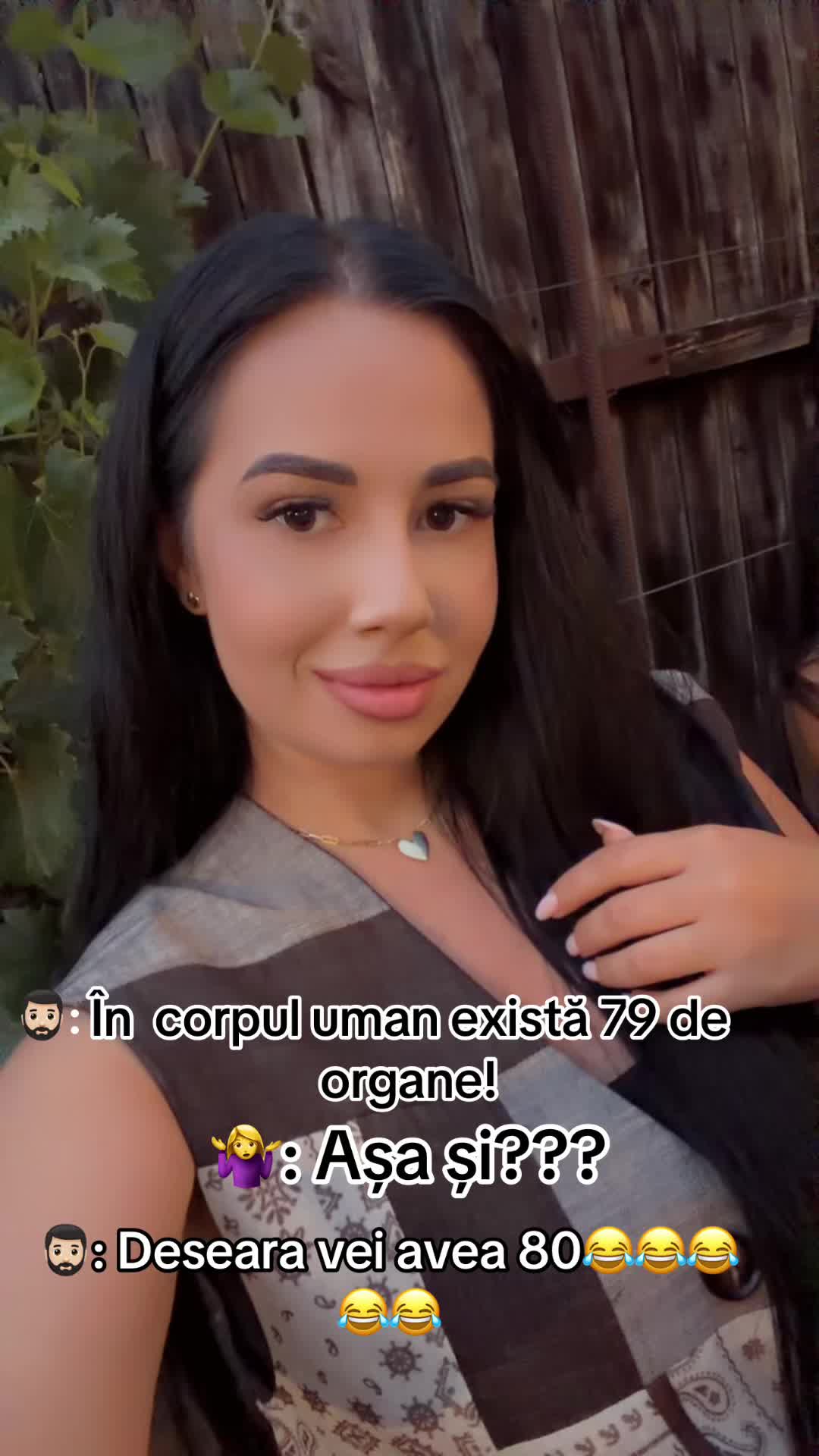 @Roxanaaa