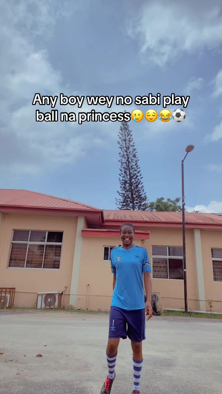 @BEE💕❤️