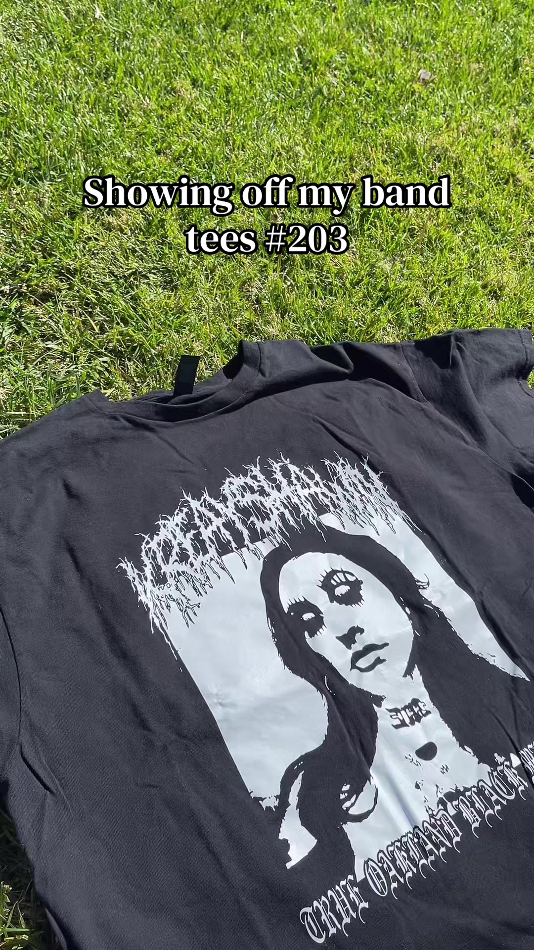 @Bruja ⚰️.