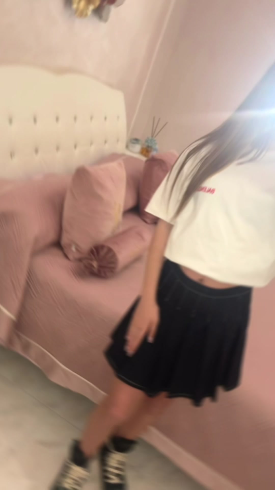 @𝐇