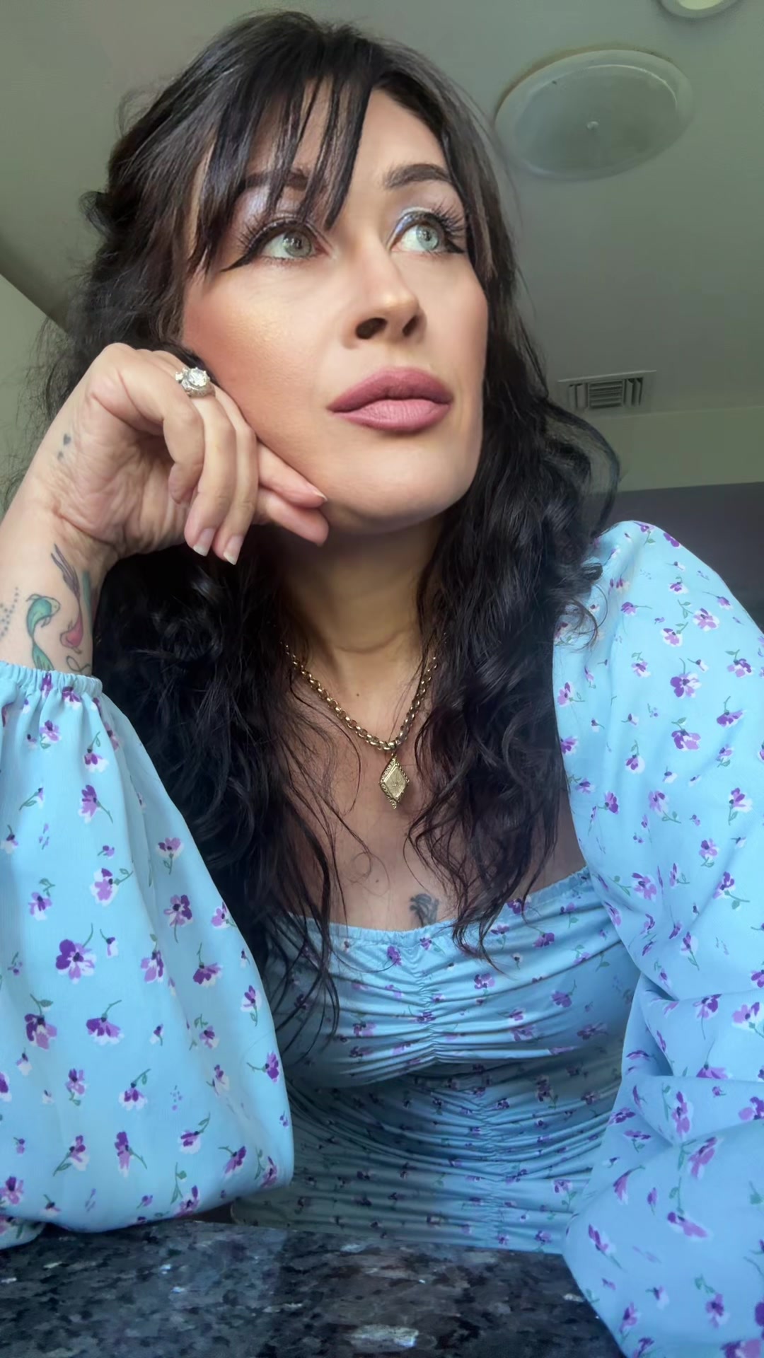 @EverythingJewelzie