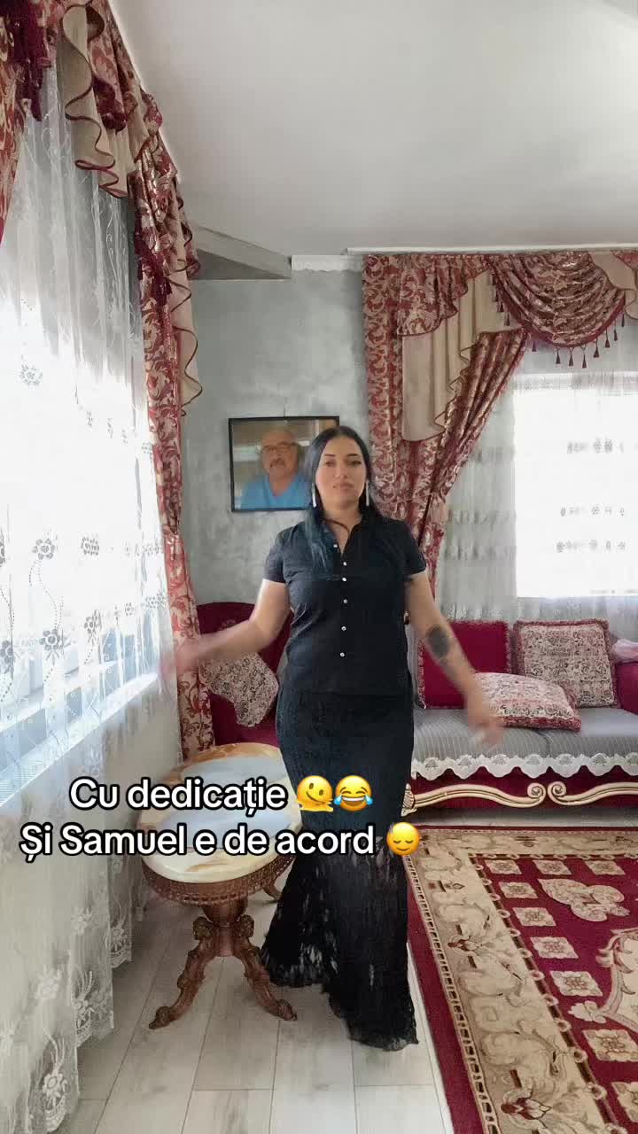 @Cristina 👑