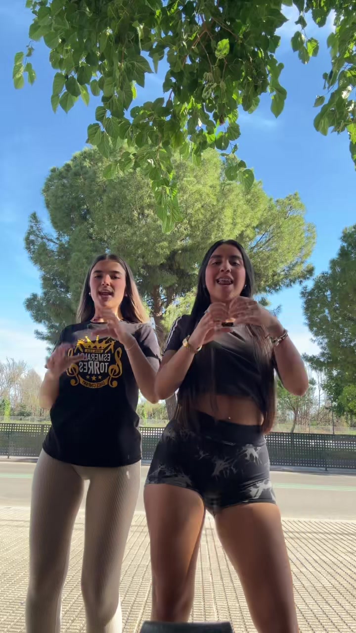 @🫠