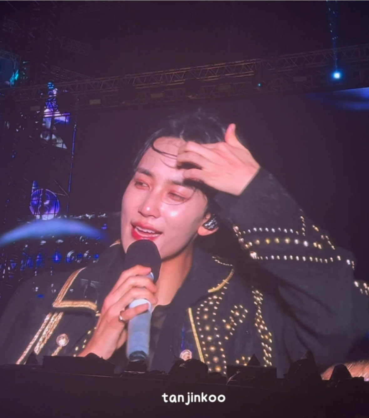 @𝐧𝐚𝐭 ˚ʚ♡ɞ˚