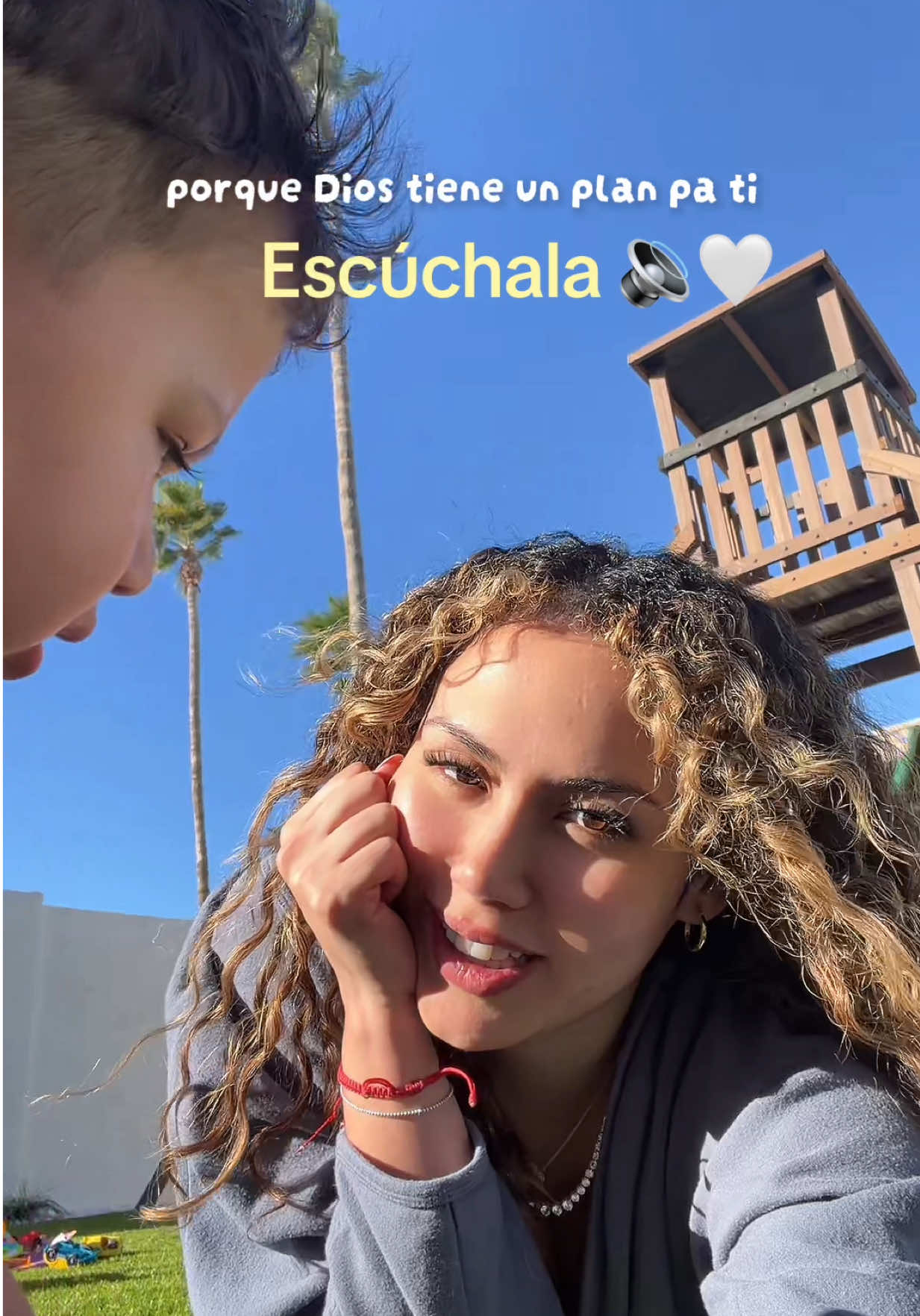 @Paola