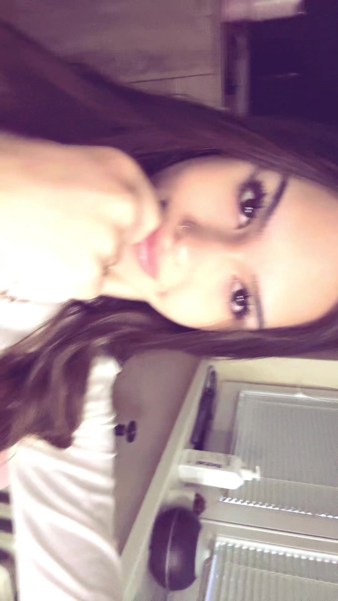 @Victoria